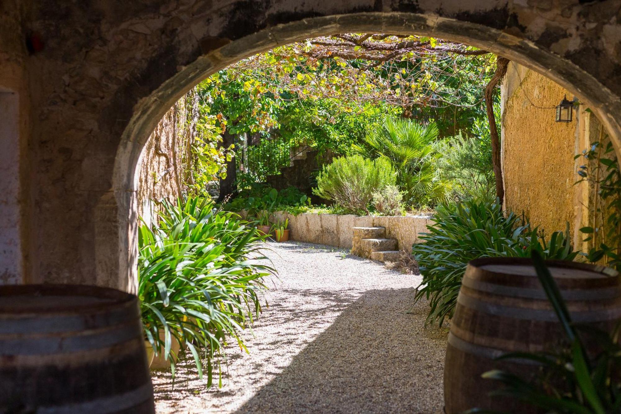 Fangar Agroturismo Campanet Esterno foto